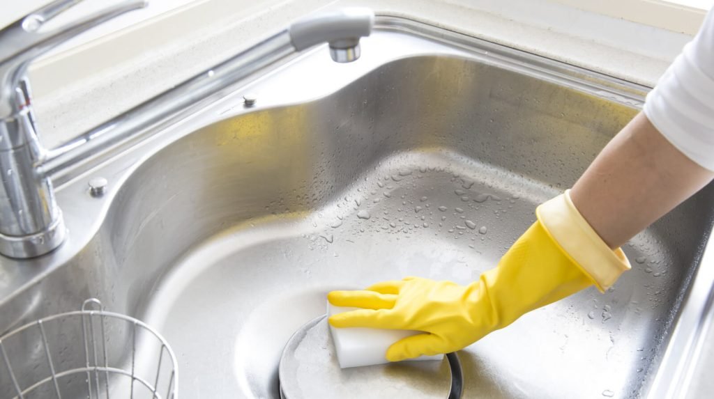 How To Clean A Kitchen Sink The Trend Time   L Intro 1616450675 1 1024x573 